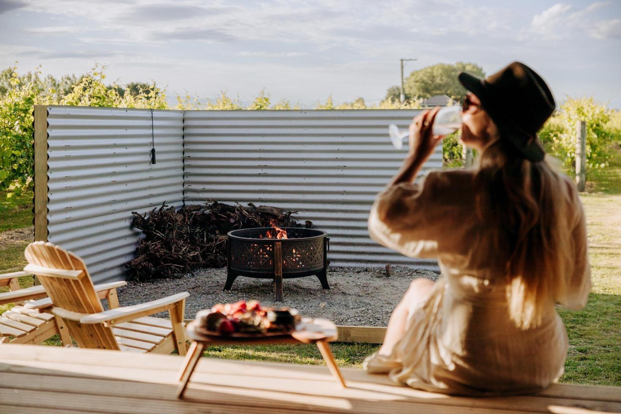 הייסטינגס Villas & Vines Glamping מראה חיצוני תמונה