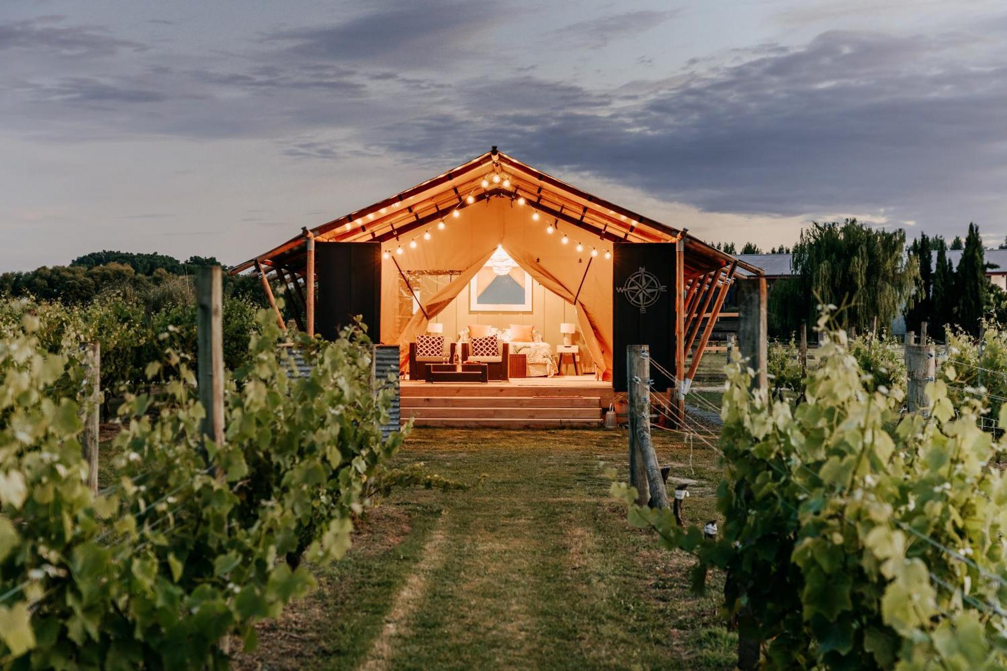 הייסטינגס Villas & Vines Glamping מראה חיצוני תמונה