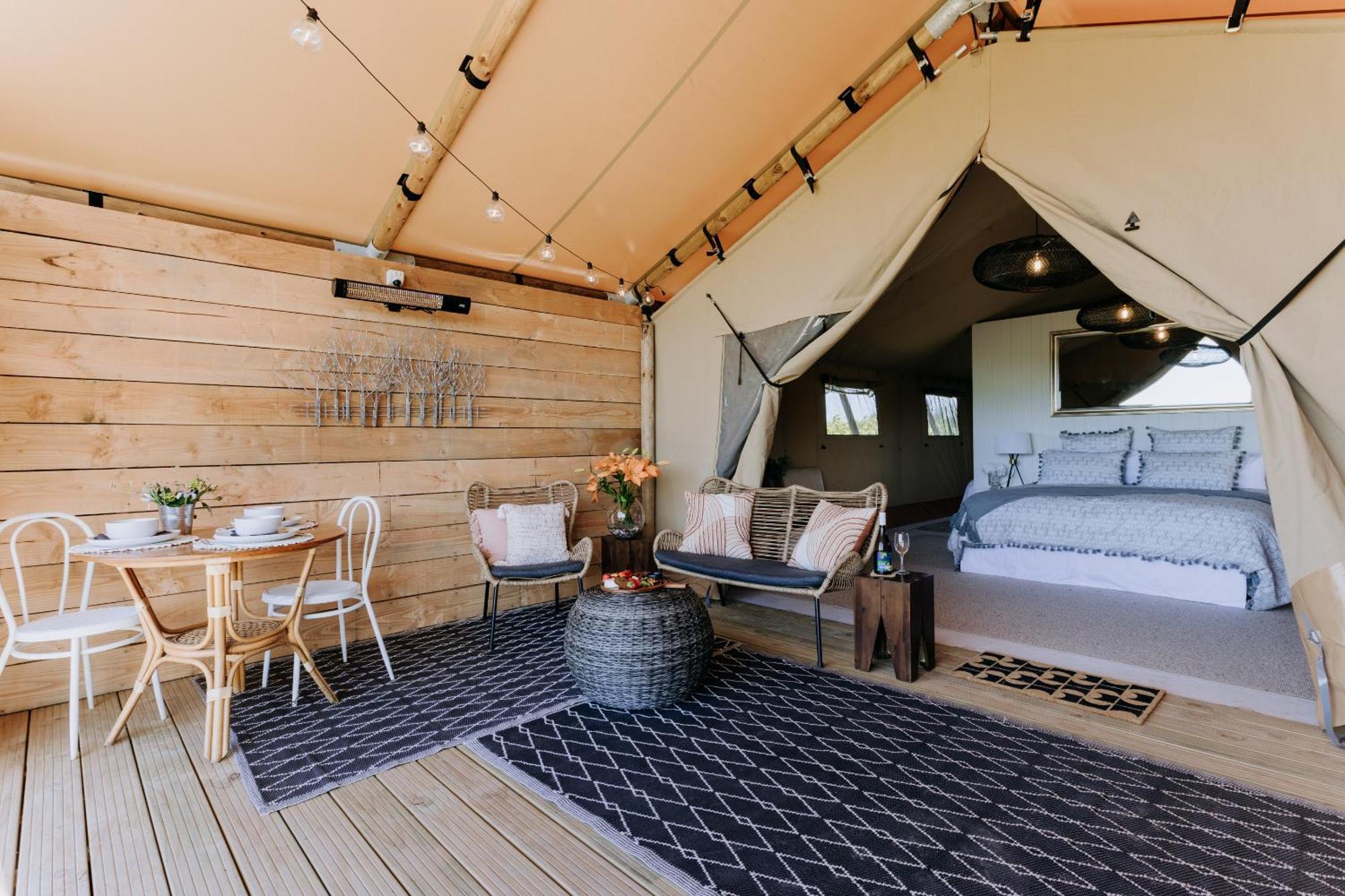 הייסטינגס Villas & Vines Glamping מראה חיצוני תמונה